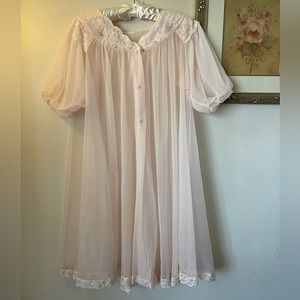 Vintage Shadowline pink peignoir robe lace button up
